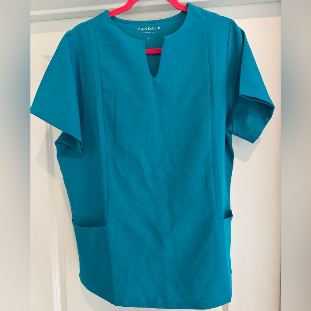 Mandala Teal Women's Scrub top xl